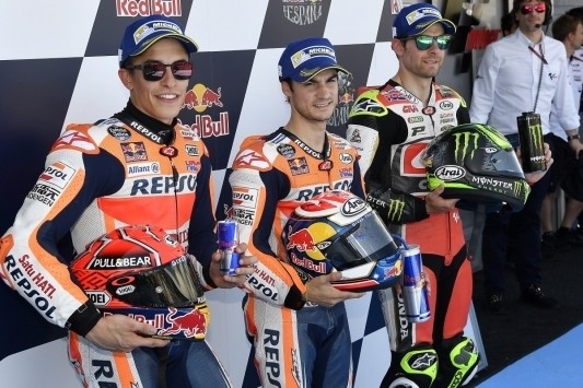 Pedrosa, Marquez en Crutchlow zetten Honda op eerste startrij