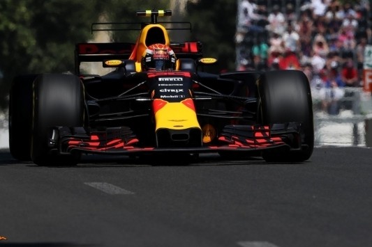 Renault: "Baku een toevalstreffer, onderdelen verbeterd"