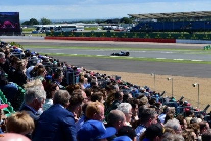Silverstone licht ontbindingsclausule voor Britse GP