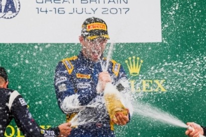 Latifi wint, De Vries pakt punten na geweldige inhaalrace