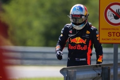 Ricciardo treurt om verloren tijd op zaterdagochtend