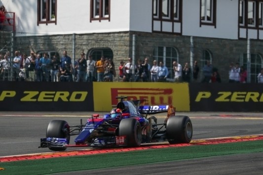 Laatste startrij voor Kvyat na installatie vijfde power unit