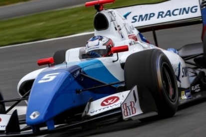 Zestal verlaat Austin met uitzicht op Formule V8 3.5-titel