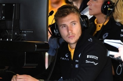 Renault geeft Sirotkin eerste vrije training in Maleisië