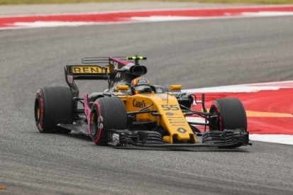 Sainz begint goed: "Fijn om eindelijk in de auto te stappen"