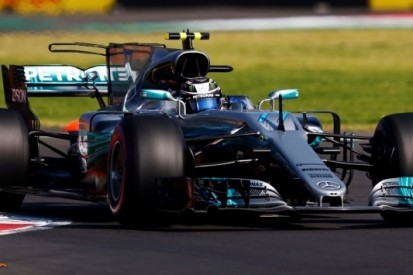 Bottas en Hamilton leiden op ultrasofts, Verstappen P3