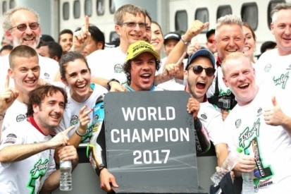 Morbidelli Moto2-kampioen na gedwongen opgave Luthi