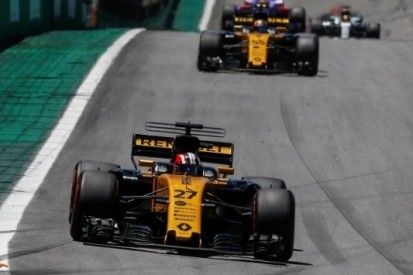 Renault scoort slechts één puntje na middelmatig optreden