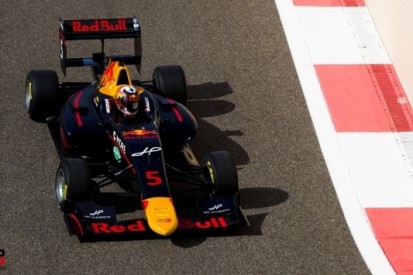 Kari pakt zijn eerste GP3-zege na tumultueuze race