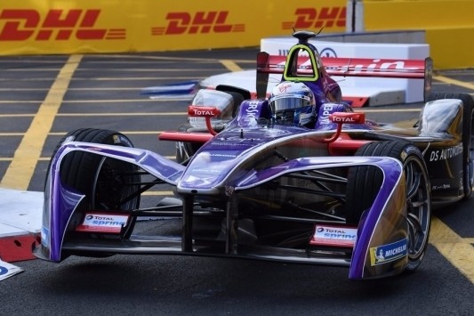 Bird wint chaotische Formule E-seizoensopener Hong Kong