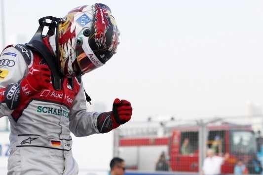 Jarige Abt wint in Hong Kong na late spin van Mortara