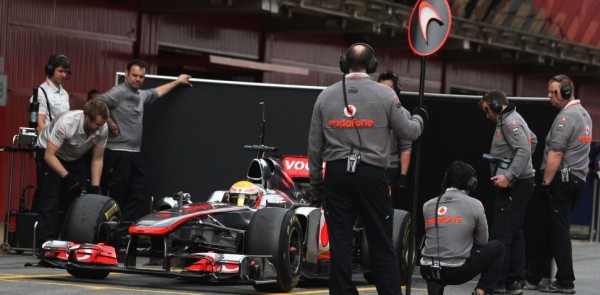 McLaren throw support behind Bahrain cancellation