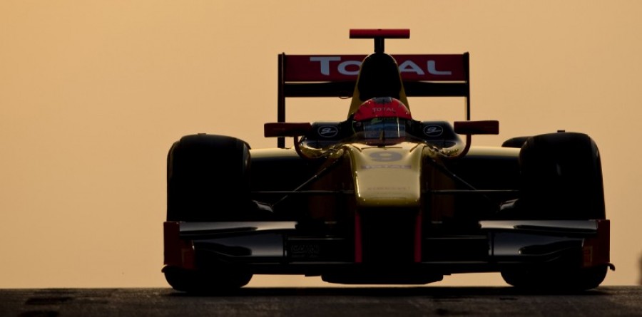 Grosjean charges to pole at Imola