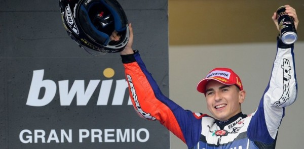 Lorenzo gains on rivals losses at a crash-fest Spanish GP