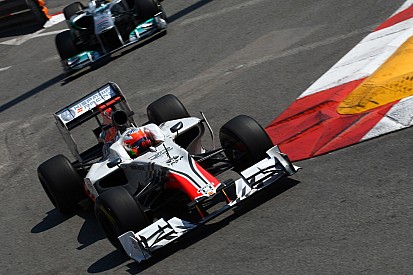 Kolles puts exhaust protest on hold