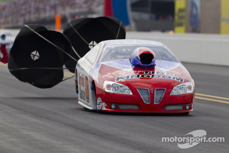 NHRA Series Englishtown Friday Qualifying Report