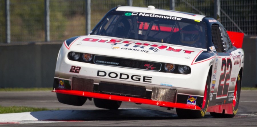Villeneuve grabs home pole in Montreal