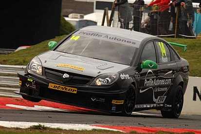 Triple 8 set for Knockhill fight