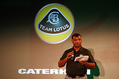 Fernandes hints at Team Lotus name change