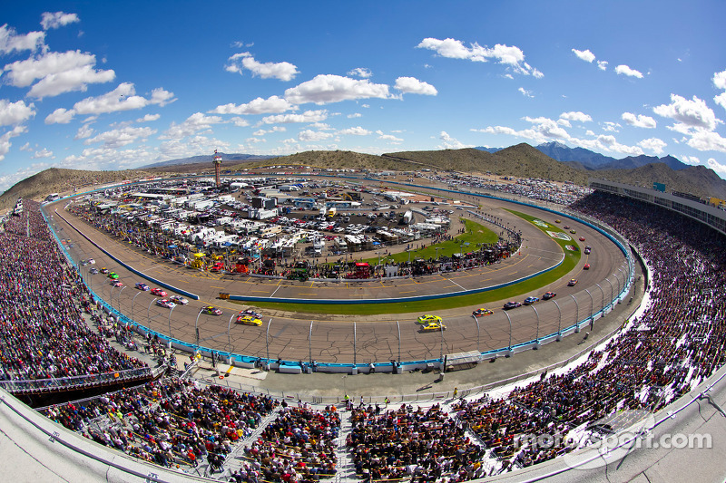 Series Phoenix test, day 1