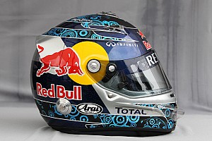 Vettel Gifts China Gp Helmet To Barrichello