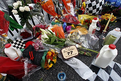 Family of Dan Wheldon announces funeral arrangements