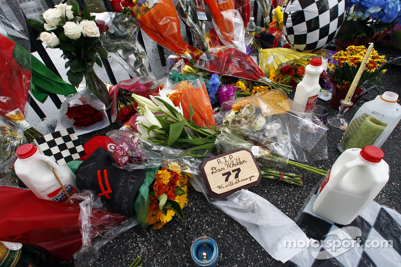 Family of Dan Wheldon announces funeral arrangements