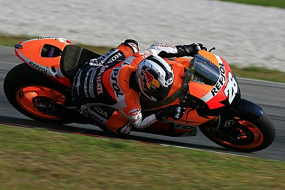 Pedrosa lays down hot lap for Malaysian GP pole