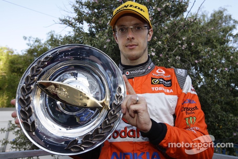 Sébastien Bourdais awarded the Dan Wheldon trophy