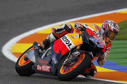 Bautista leads FP2, Stoner fastest overall in Valencia
