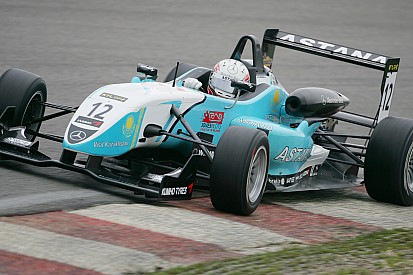 Spaniard Juncadella takes surpise Macau GP win