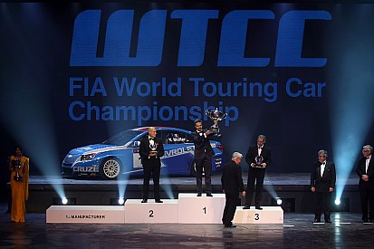 Muller And Chevrolet Crowned At FIA Gala