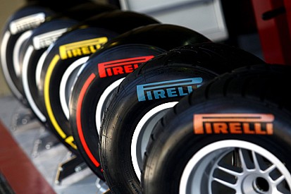 Pirelli pushing teams for 2011-spec test car
