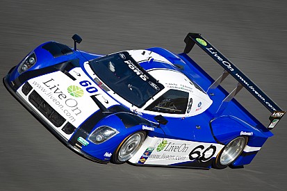 Negri, McNish and Fords lead Datyona 24H at hour 22