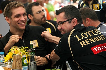 Lotus says losing seat vital 'shock' for Petrov 