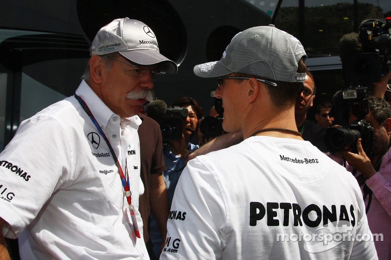 New Schumacher contract 'absolutely possible' - Zetsche