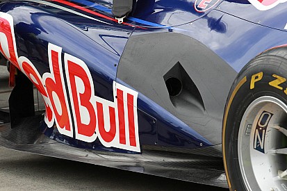 Mercedes suspects Red Bull using 'illegal trick' - report