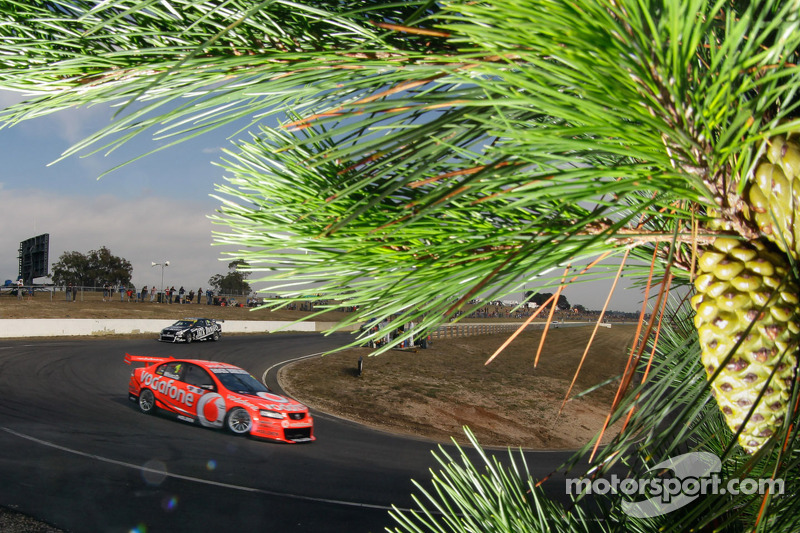 TeamVodafone Tasmania race 1 report