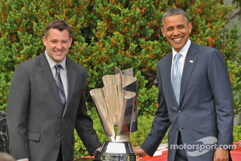 President Obama honors 2011 champion Stewart