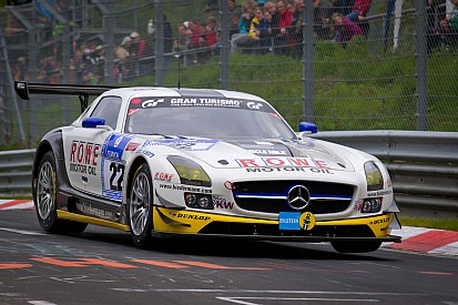 Lead changes again as rain falls at The Ring