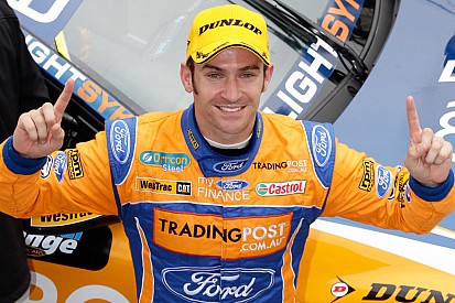 Davison reclaims series lead with win at Phillip Island