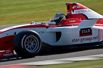 Christopher Zanella powers to Nürburgring victory