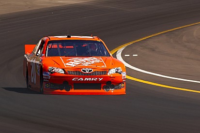 Joey Logano wins one the right way at Pocono