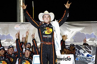 Austin Dillon blisters Kentucky race field