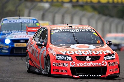 Jamie Whincup sweeps Townsville races to extend points lead