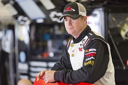 Points leader Timothy Peters outlasts Ron Hornaday for Iowa win