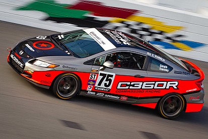 Civic Si race car transformation video starring Ryan Eversley