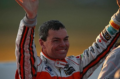 Lowndes takes back-to-back victories at Queensland Raceway