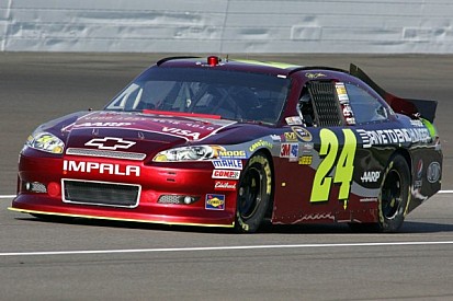 Weather, other's misfortune hands Pocono win to Gordon