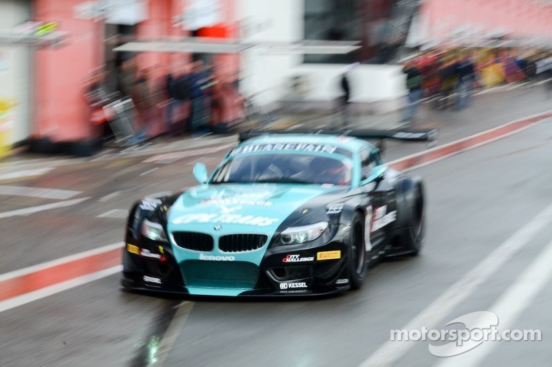 Vita4One Racing BMW lights-to-flag win in Slovakia